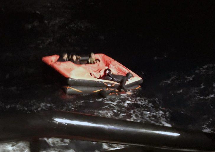 9 düzensiz göçmen kurtarıldı G1