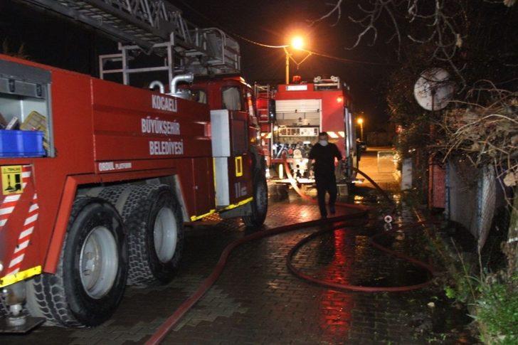 Kullanılmayan evde çıkan yangın korkuttu G1