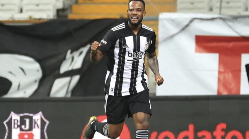 Cyle Larin: Umarım 2021 yılı şampiyonluk getirir