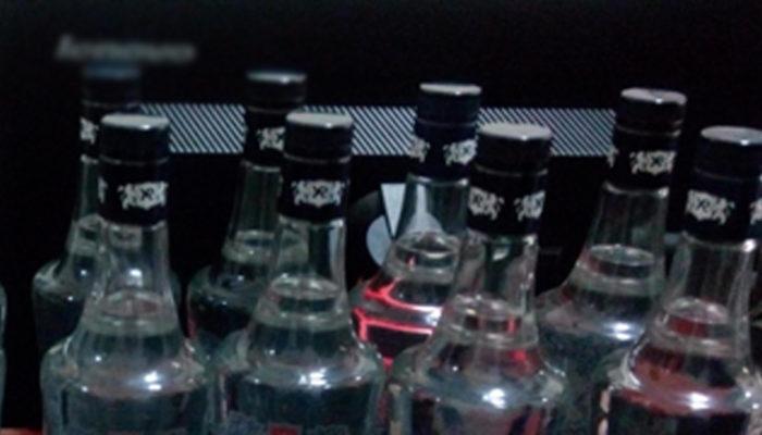 Gaziantep'te yılbaşında piyasaya sürülmek istenen 200 şişe sahte içki ele geçirildi