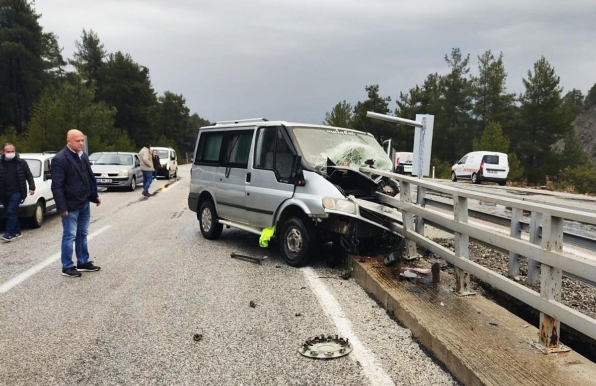Muğla-Denizli karayolunda kaza: 1 yaralı