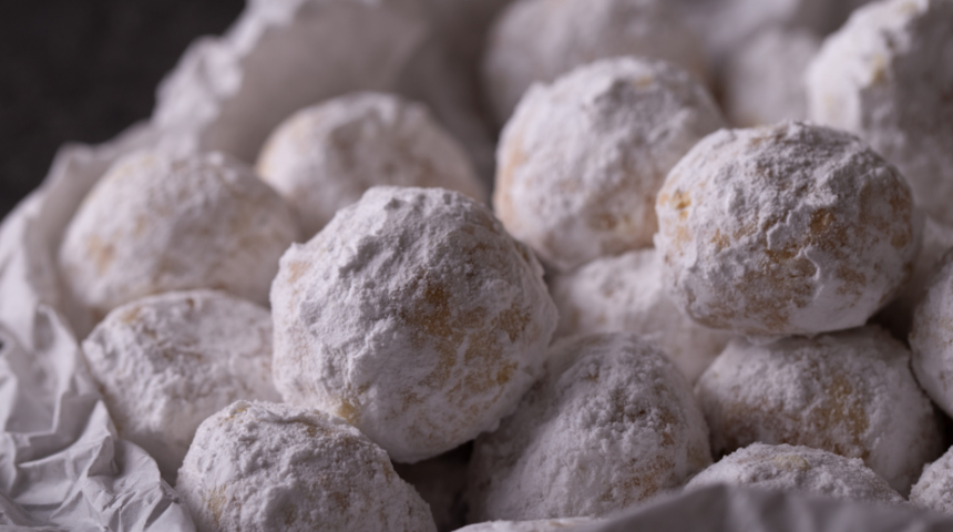 Pastane usulü! Ağızda eriyen kıyır kıyır un kurabiyesi tarifi