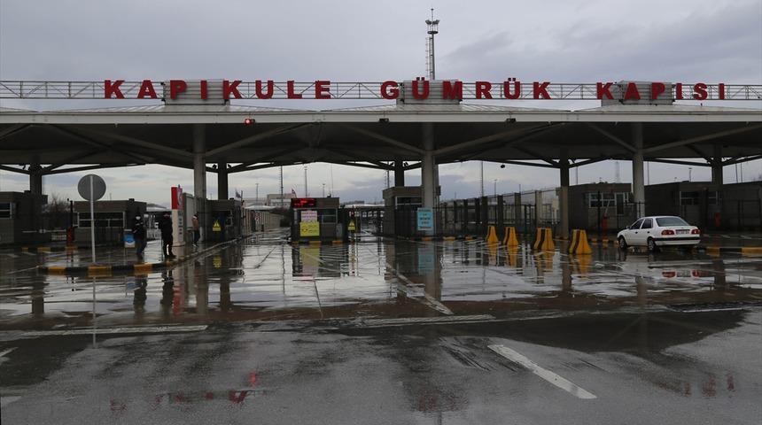 Yurt dışından gelenlere "PCR testi ibrazı zorunluluğu" uygulaması yarın başlayacak