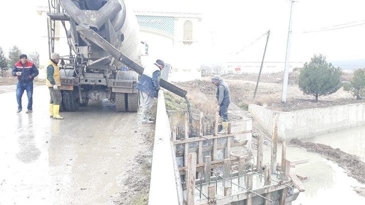 Altıntaş’ta köprü genişletme çalışması G3