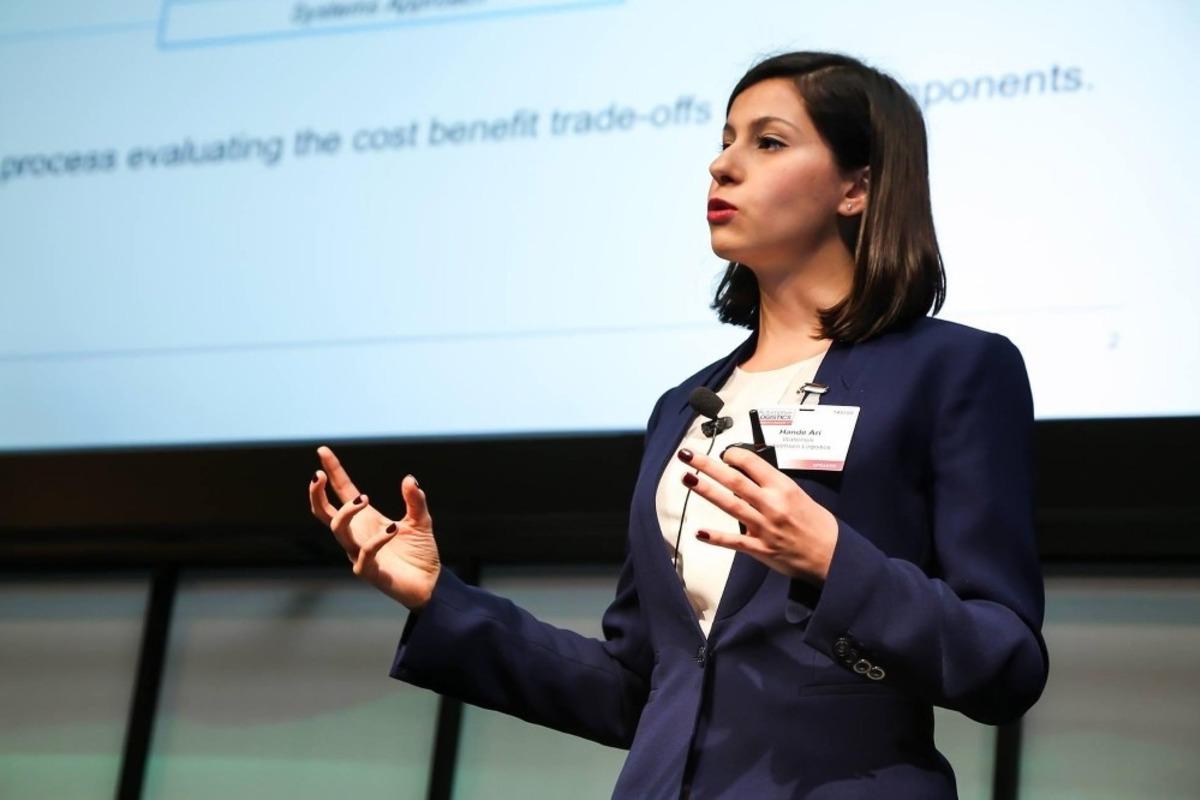 İzmir Ekonomili Hande Arı, T&uuml;rkiye&rsquo;nin ilk 10&rsquo;unda