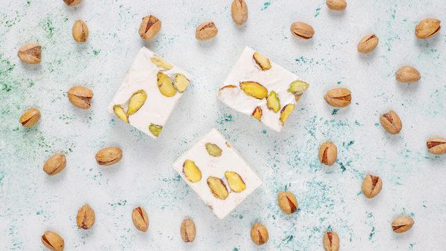 Rüyada helva yemek ne anlama gelir? Rüyada kağıt, tahin, irmik helva yemek ne demek?