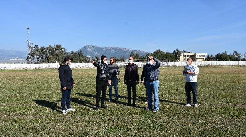 Demir: "Gen&ccedil;leri k&ouml;t&uuml; alışkanlıklardan uzaklaştırmanın bir yolu da spordur"