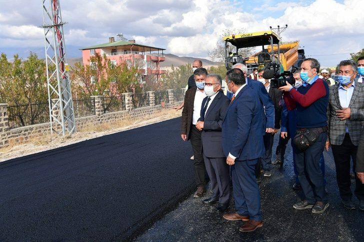 Büyükşehir’den ilçe yollarına 14 milyon TL’lik sıcak asfalt G1