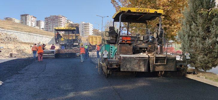 Şanlıurfa’da yol yapım çalışmaları sürüyor G2
