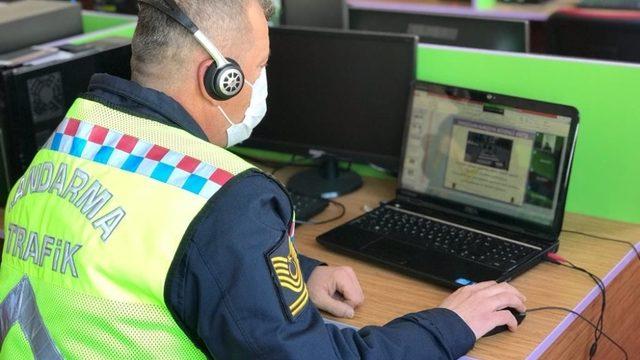 Öğrencilere EBA üzerinde trafik eğitimi