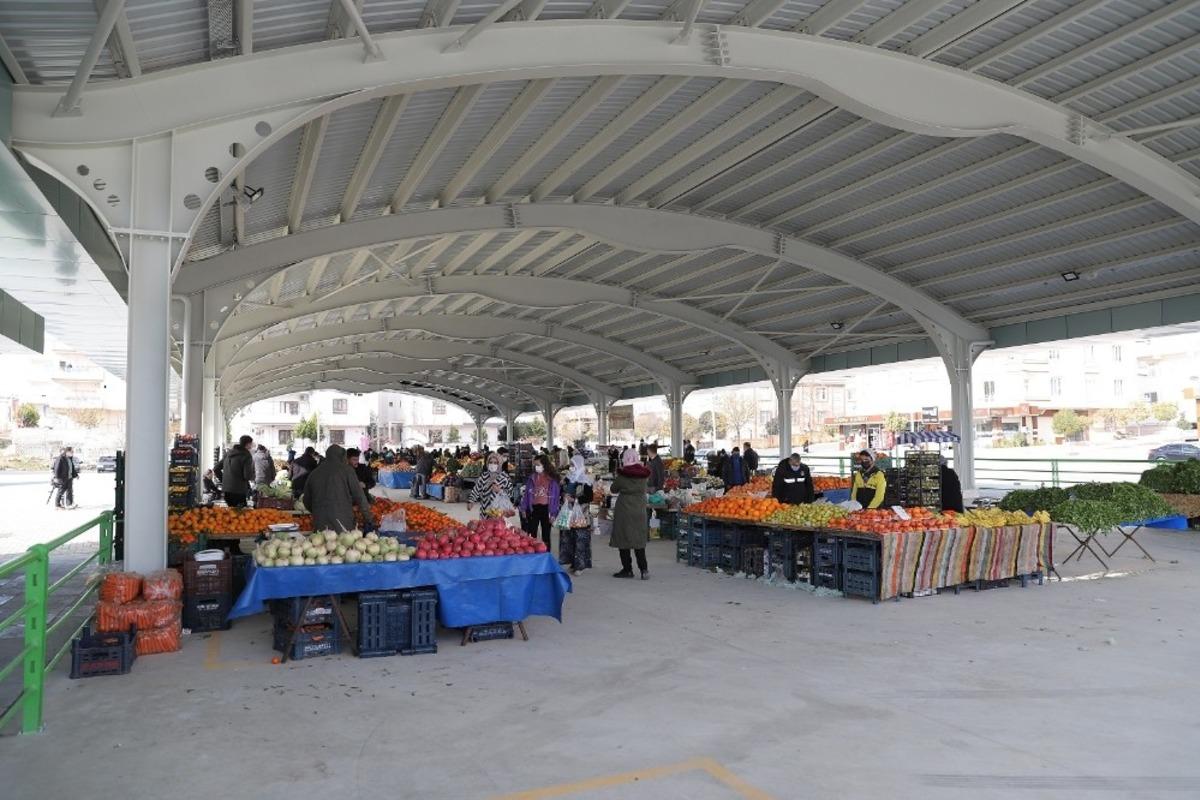 Burak Pazar Yeri hizmete girdi