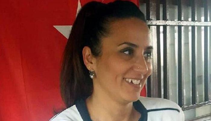 İzmir'de dehşet! Betül Tuğluk oğlu tarafından bıçaklanarak öldürüldü