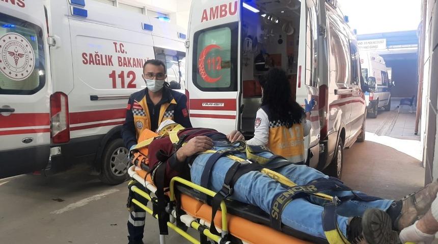 Motosiklet devrildi: 1 yaralı