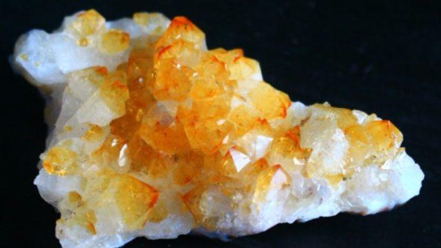 Sitrin taşı nedir, nasıl meydana gelir? Sitrin taşının bilinen özellikleri, anlamı ve faydaları nelerdir?