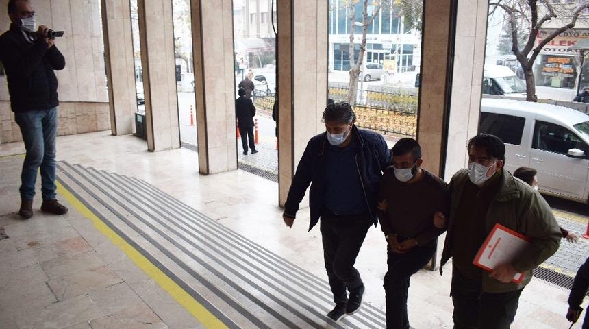 Malatya'da kan donduran olay! Uyuşturucu bağımlısı adam eşini başından vurdu