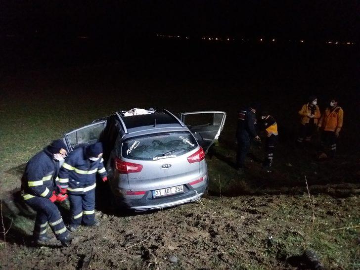 Afyonkarahisar'daki trafik kazasında ölen baba ve kızının cenazesi Aydın'da toprağa verildi G4