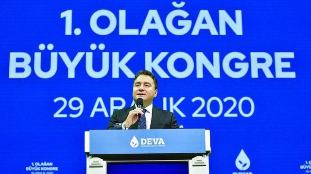 DEVA Partisi 1. Olağan Kongresi'ni gerçekleştirdi: Ali Babacan yeniden genel başkan olarak seçildi