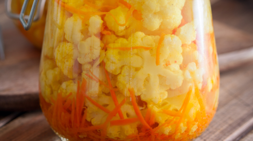 Şifa deposu doğal antibiyotik: Tam ölçülü çıtır çıtır karnabahar turşusu tarifi