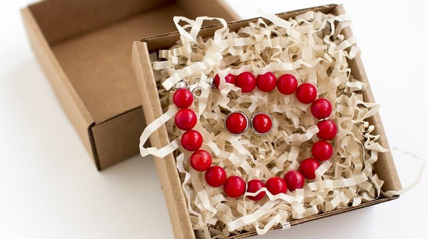 Değerli ve göz alıcı mercan taşı 