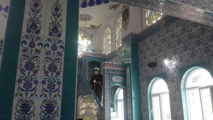 Hayırsever iş insanının yaptırdığı cami ibadete açıldı G5