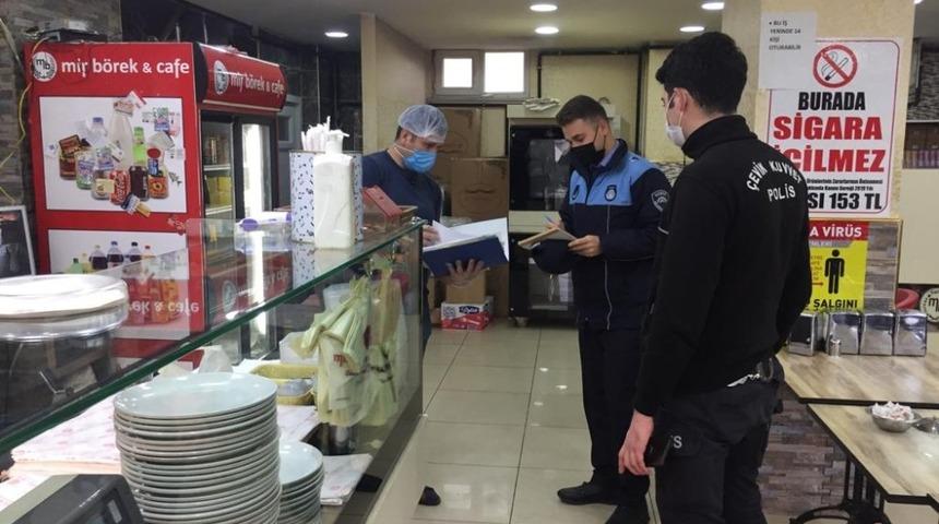 Gebze&rsquo;de maske denetimleri s&uuml;r&uuml;yor