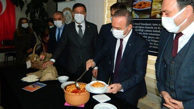Tescillenen Posof fasulyesi tanıtıldı