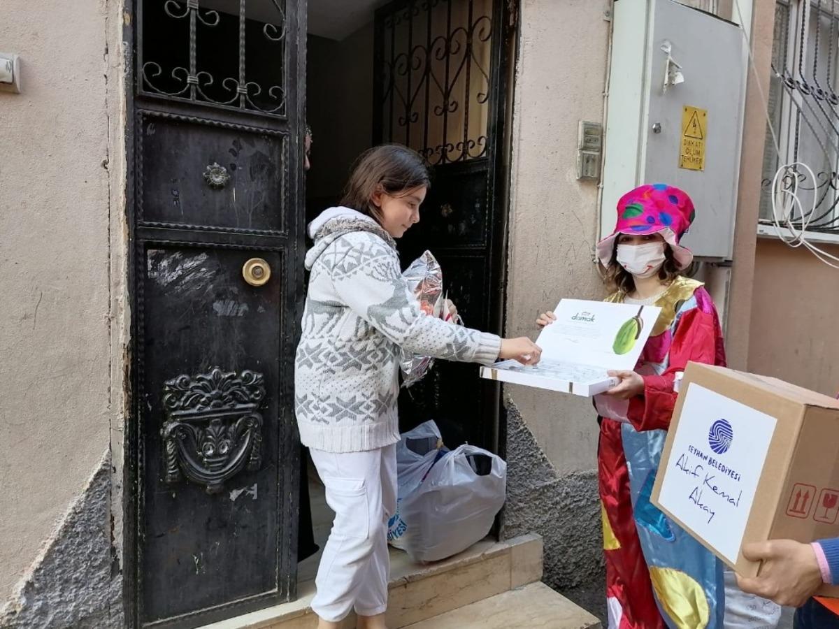 Mektup duygulandırdı hediyeler mutlu etti