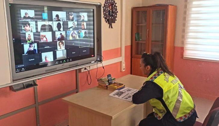 Çanakkale jandarma ekiplerinden online trafik güvenliği eğitimi G4