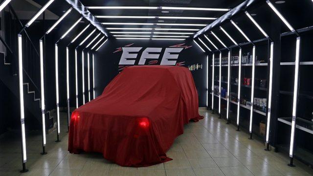 Antalya'da ilginç olay: Oyunda iddiayı kaybetti, aracını 11 bin okey taşıyla kaplayıp trafiğe çıktı