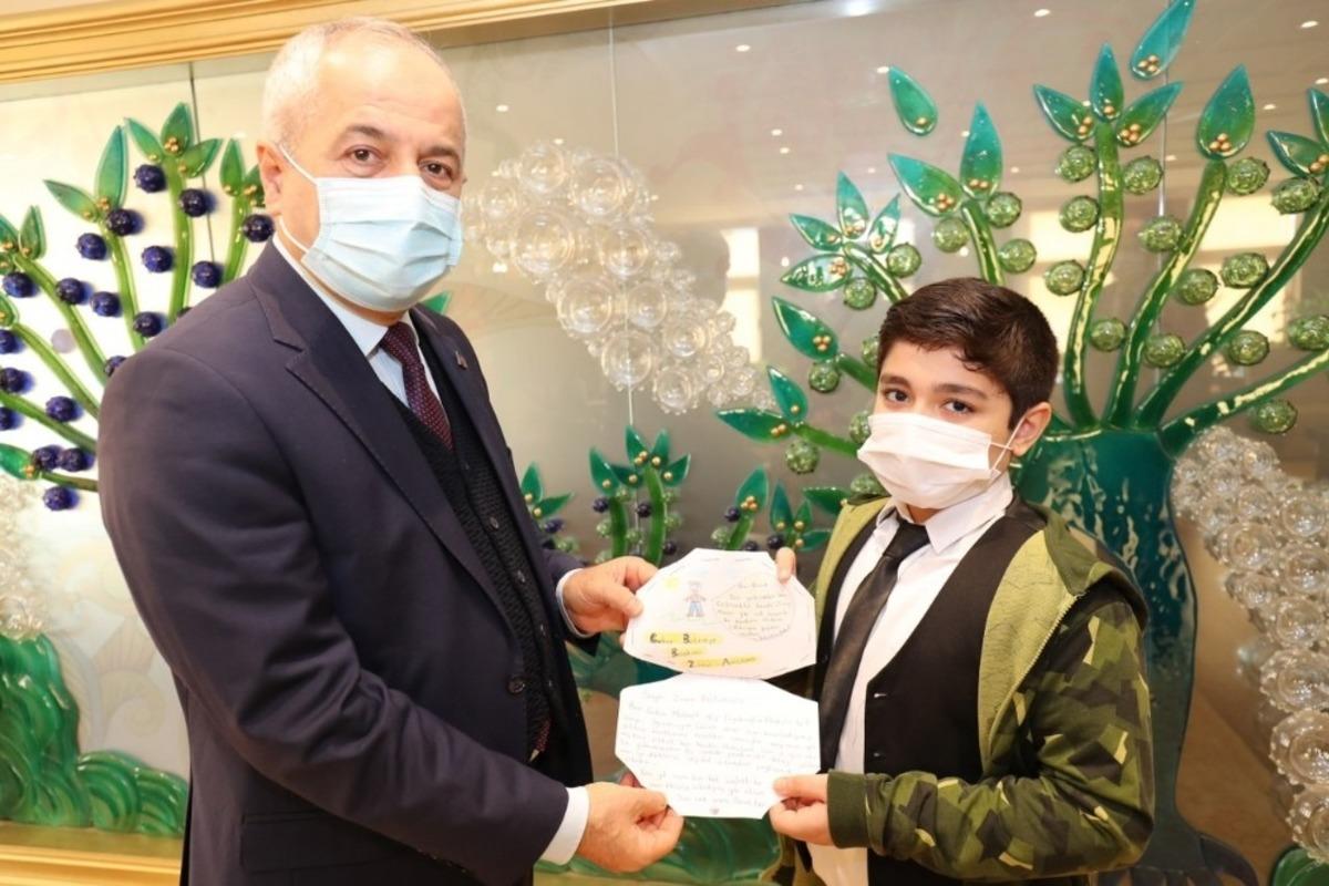 Başkan B&uuml;y&uuml;kg&ouml;z, minik Berat Efe&rsquo;yi ağırladı