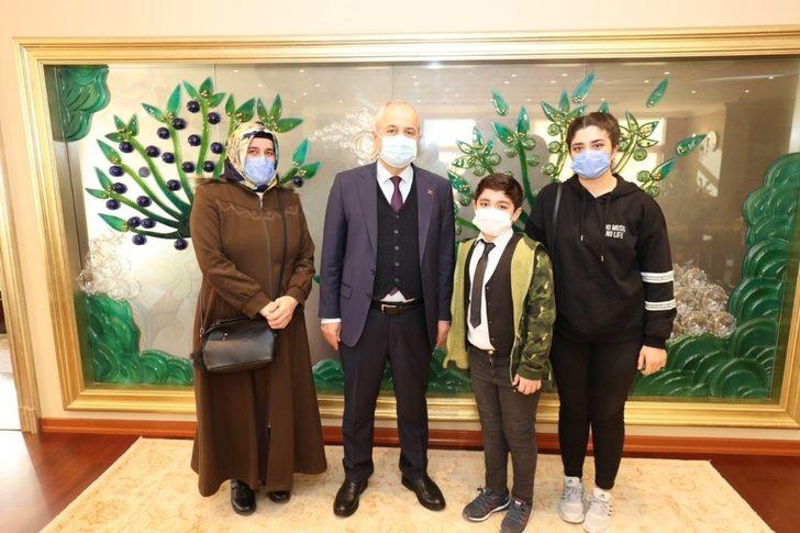 Başkan Büyükgöz, minik Berat Efe’yi ağırladı G3