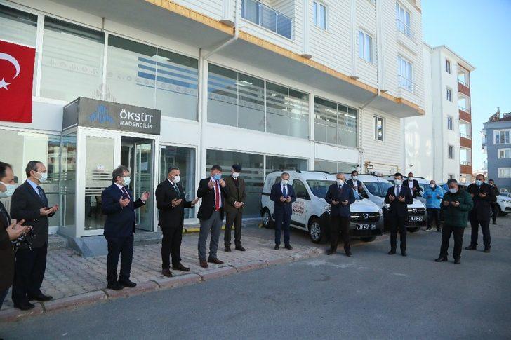 Develi Belediyesi ve Öksüt Madencilikten Devlet Hastanesine filyasyon aracı desteği G3