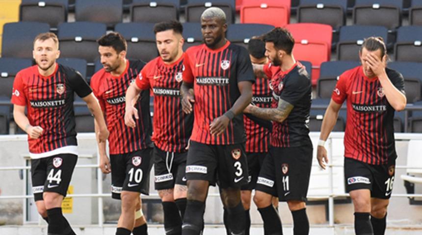 Gaziantep FK rakip fileleri boş geçmiyor