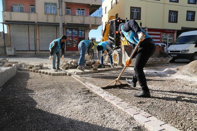 Haliliye Belediyesinden 7 ayrı noktada yol çalışması