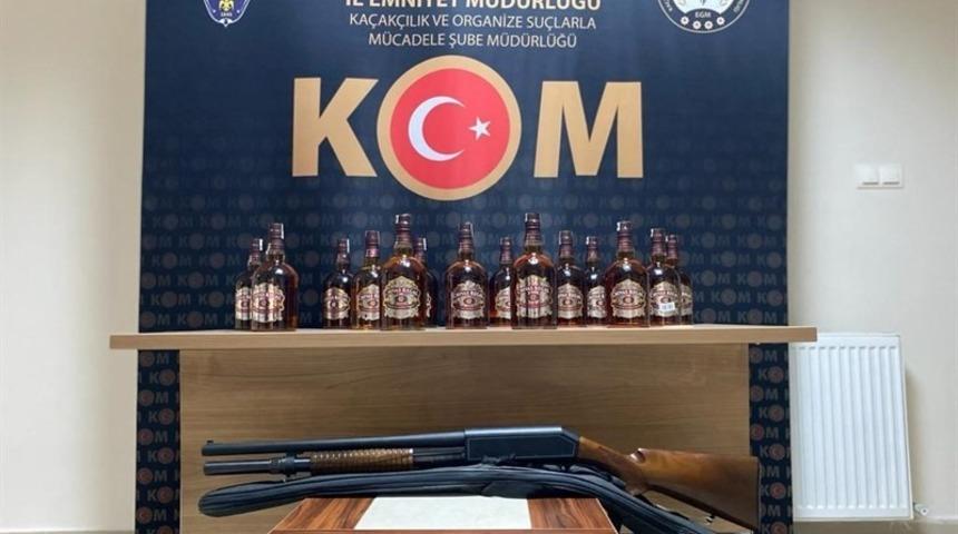 Yılbaşı denetimleri öncesinde 15 şişe kaçak viski ele geçirildi