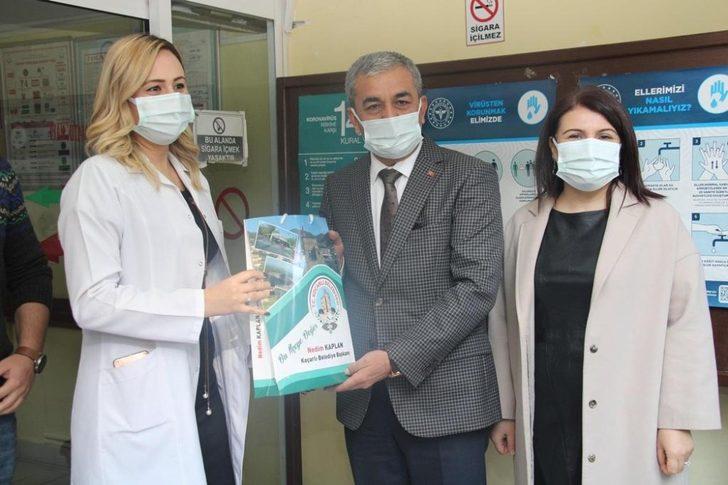 Başkan Kaplan’dan sağlık çalışanlarına anlamlı ziyaret G4