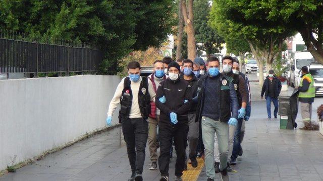 Uyuşturucu bebek beşiğinden çıktı