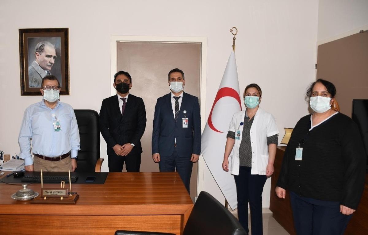 Kuşadası Belediyesi&rsquo;nden salgın savaş&ccedil;ılarına yeni yıl hediyesi