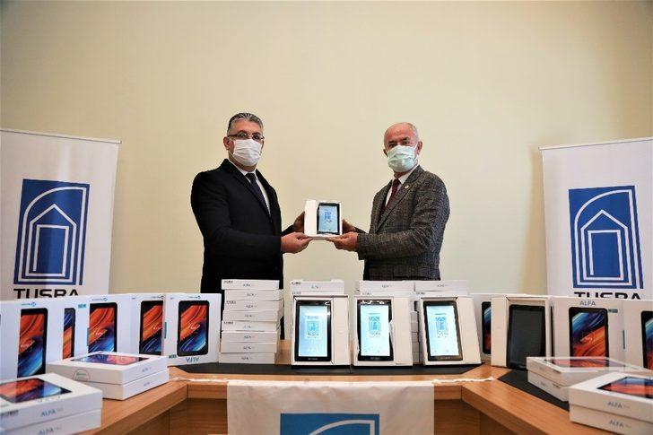 Tuşba Belediyesinden eğitime ‘tablet’ desteği G4