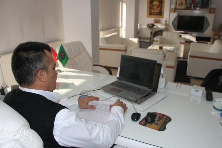 Başkan Kılıç çiftçilerin sorunlarını anlattı G1