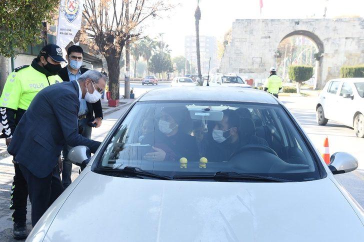 Başkan Bozdoğan, Covid-19’a karşı sürücüleri bilgilendirdi G1