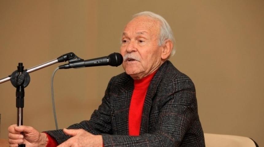 &Ccedil;ocukları her daim mutlu eden Muzaffer İzg&uuml; hastaneye kaldırıldı: Muzaffer İzg&uuml; kimdir?