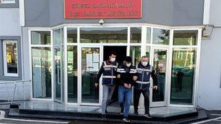 Kocaeli'de berberi ve komşusunu bıçakla yaralayan müşteri tutuklandı