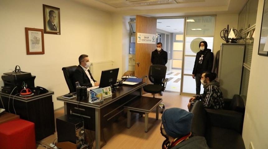 &Ccedil;ayırova Belediyesi, 20 ayda 2 bin kişiyi işe yerleştirdi