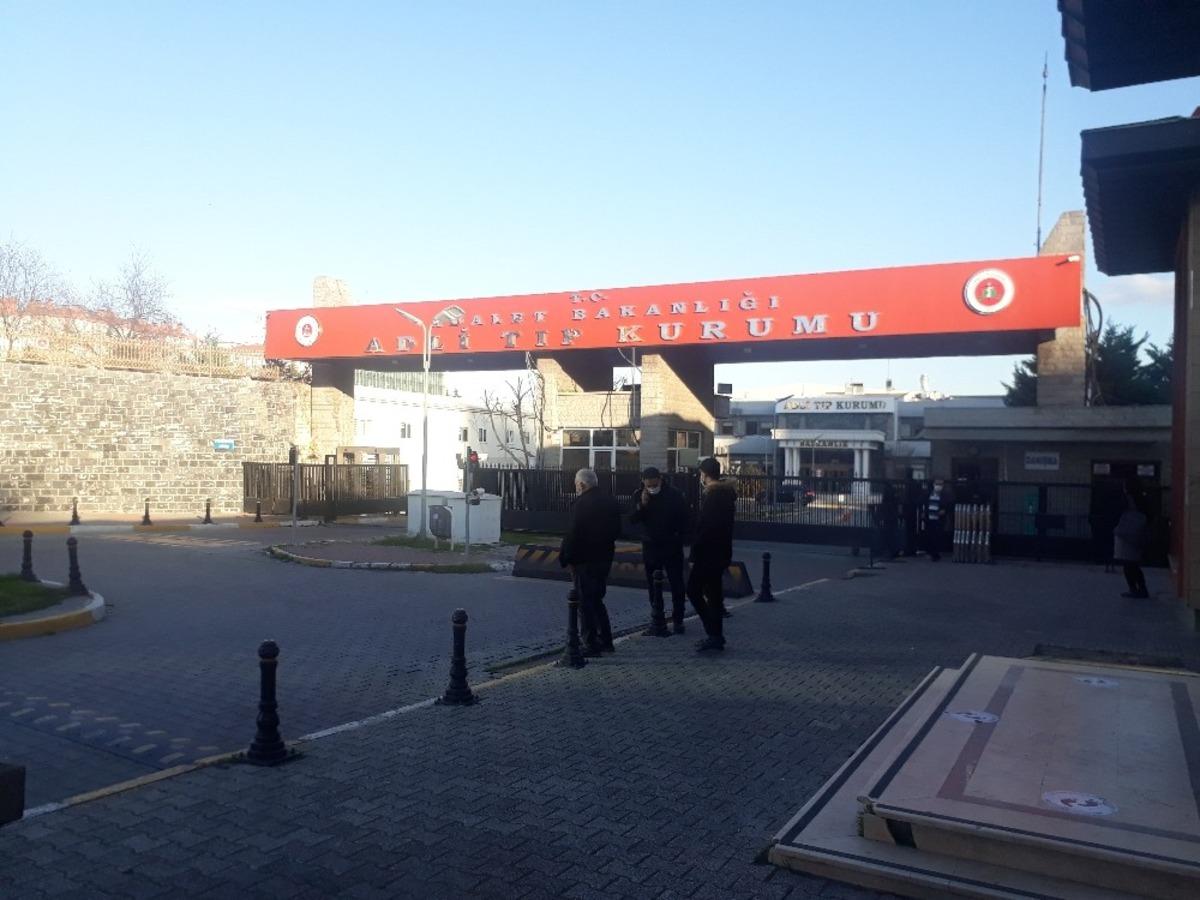Vahşice &ouml;ld&uuml;r&uuml;len Aylin S&ouml;zer&rsquo;in cenazesi Adli Tıp Kurumu&rsquo;ndan alındı