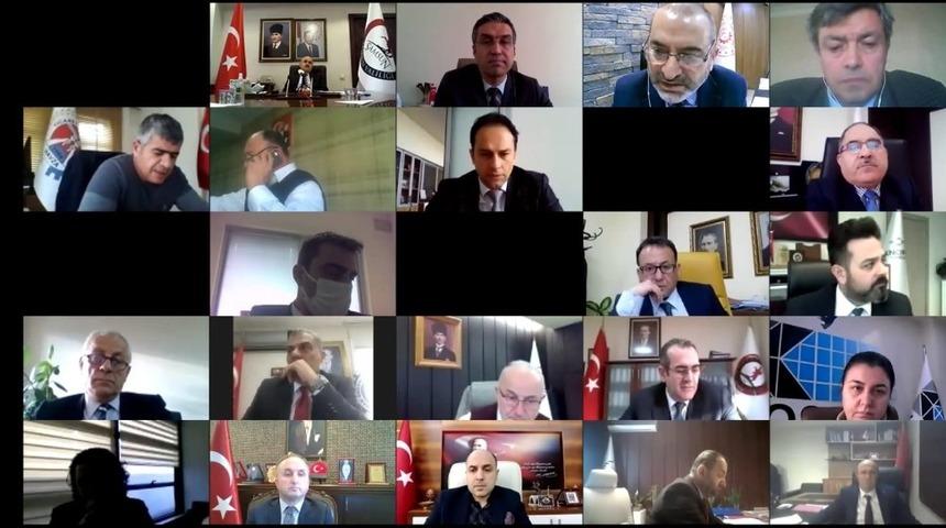 Vali Dağlı: &ldquo;&Ouml;ğrencilerin sanayi ile hareket edebilme kabiliyeti geliştirilmeli&rdquo;