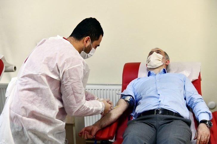 Rektör Savaşan’dan kan bağışı çağrısı G2