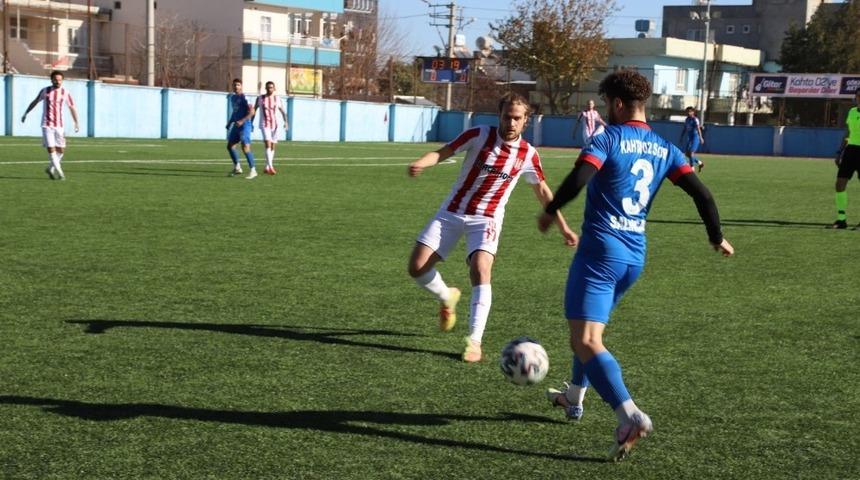 Kahta 02 Spor-Halide Edip Adıvar Spor:3-0