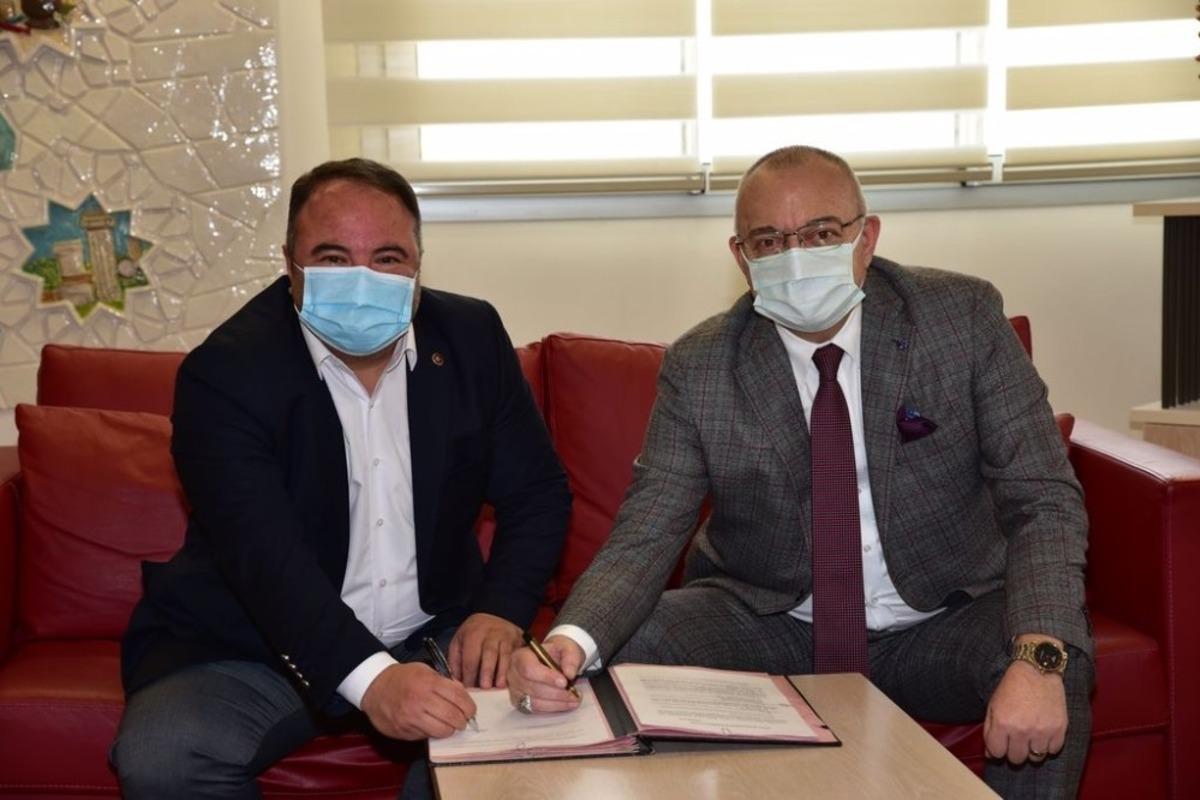 Manisa B&uuml;y&uuml;kşehir&rsquo;de en d&uuml;ş&uuml;k ortalama maaş 3 bin 400 TL oldu