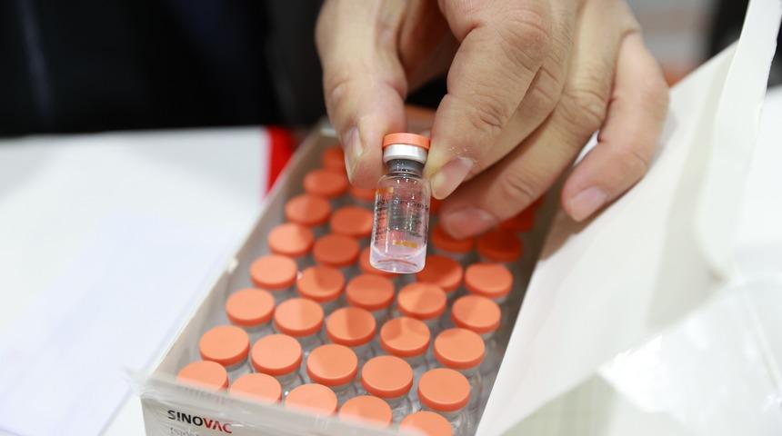 Ünlü tıp dergisi Lancet açıkladı: Çin aşısı CoronaVac 60 yaş ve üstü için etkili